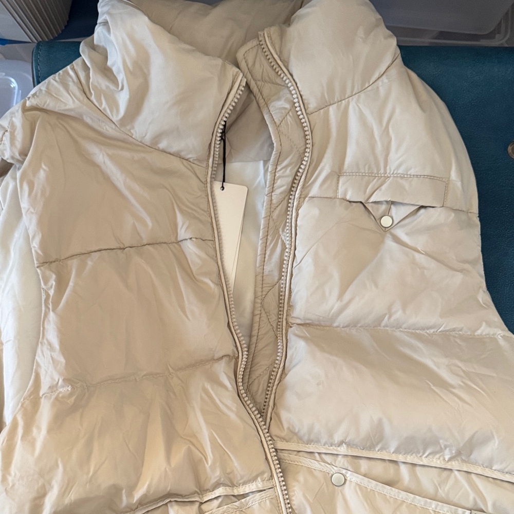 Amazon Women's Light Beige Puffer Jacket